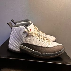 Jordan 12 size 9.5 mens